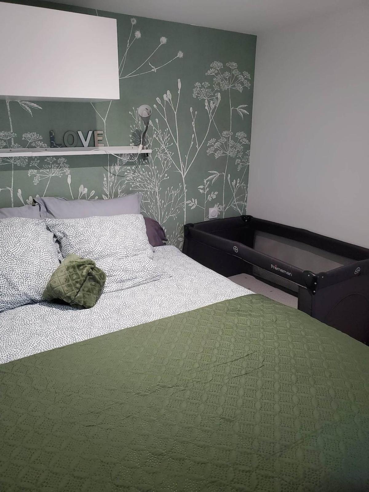 Gite Studio 4 A 6 Personnes Doué-la-Fontaine Exteriér fotografie